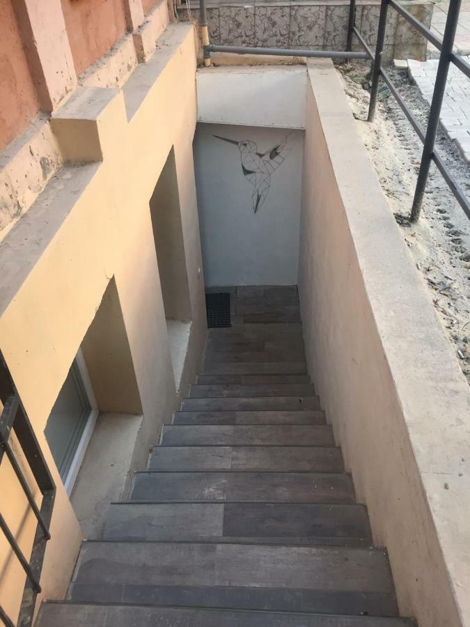 Cozy Underground Apartment At The Center Χερσών Εξωτερικό φωτογραφία